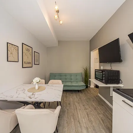 B3 Ruhiges 2-zimmer-studio Mit Balkon * Halle (Saale)