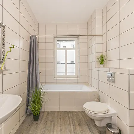 B3 Ruhiges 2-zimmer-studio Mit Balkon Apartament Halle (Saale)